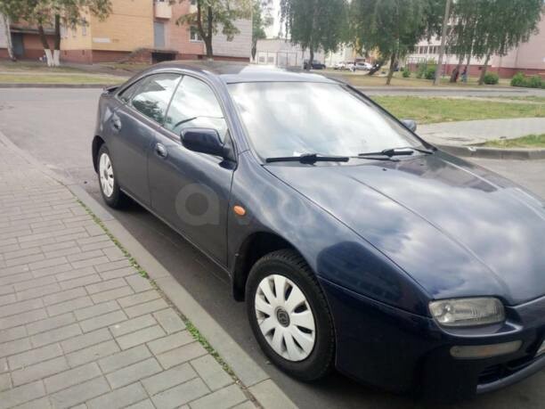 Mazda 323F, 1997 г.