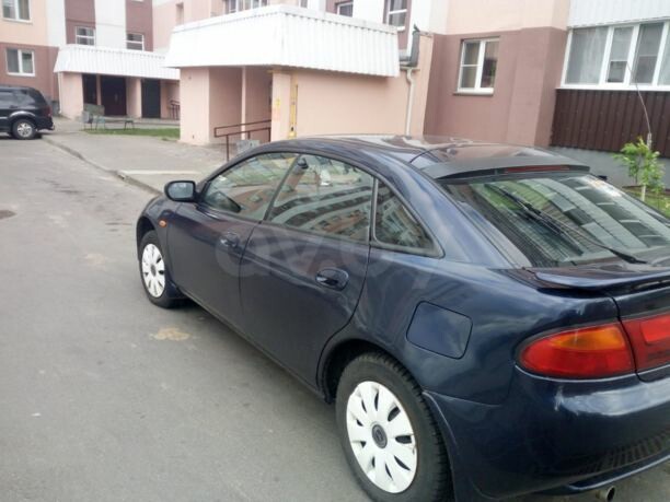 Mazda 323F, 1997 г.