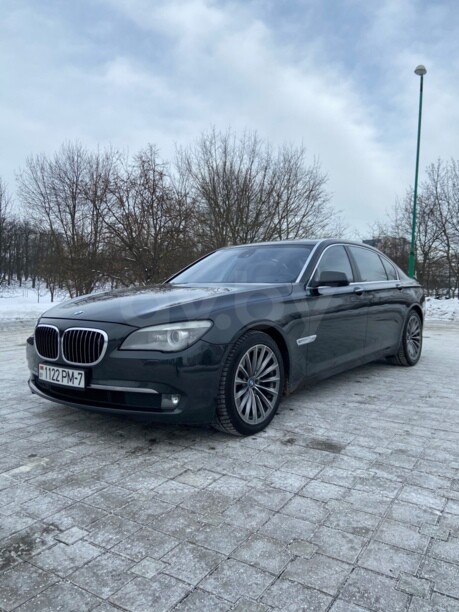 BMW 7 серия F02 (Long), 2010 г.