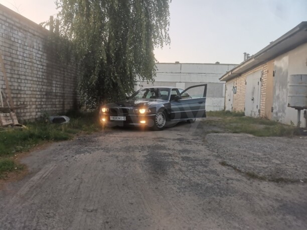 BMW 7 серия E38, 1998 г.