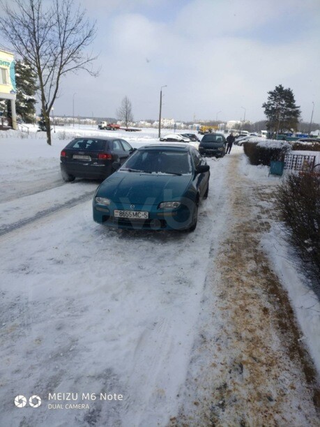 Mazda 323F, 1995 г.