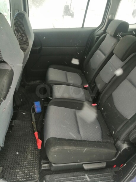 Mazda 5 I, 7 мест, 2006 г.