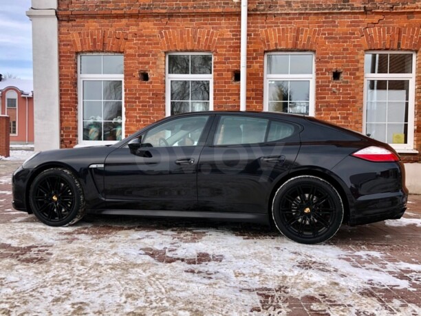 Porsche Panamera 970, 2012 г.