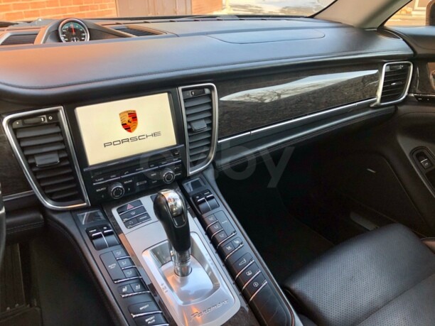 Porsche Panamera 970, 2012 г.