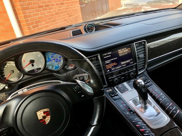Porsche Panamera 970, 2012 г.