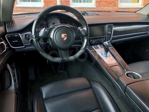 Porsche Panamera 970, 2012 г.