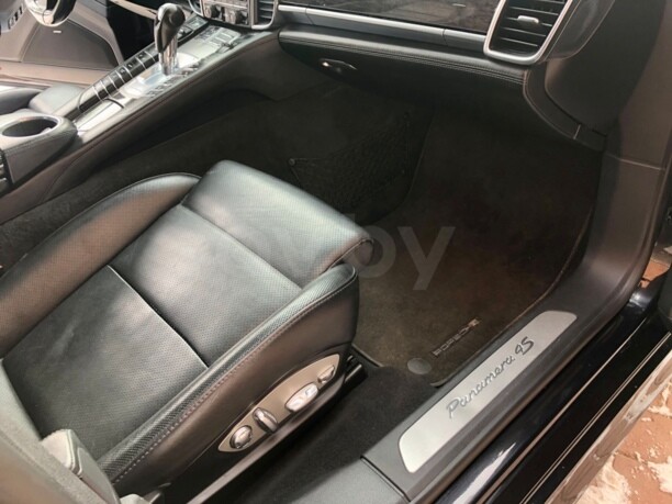 Porsche Panamera 970, 2012 г.