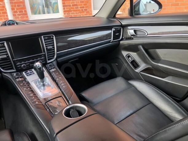 Porsche Panamera 970, 2012 г.