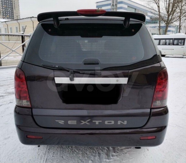 SsangYong Rexton I, 7 мест, 2002 г.