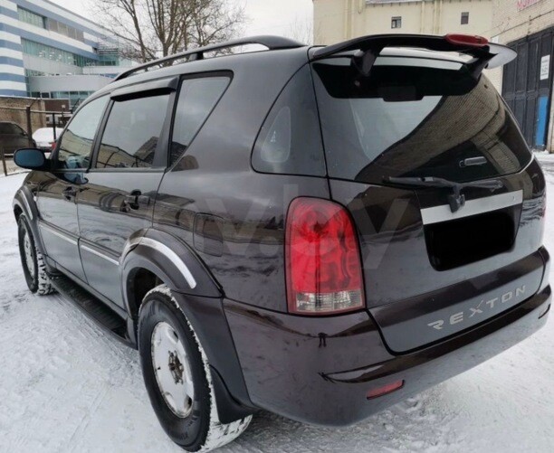 SsangYong Rexton I, 7 мест, 2002 г.