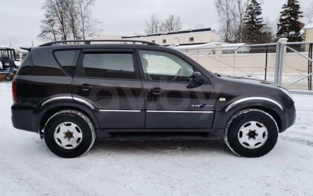 SsangYong Rexton I, 7 мест, 2002 г.
