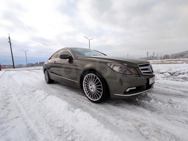 Mercedes-Benz E-Класс W212, S212, C207, A207, 2009 г.