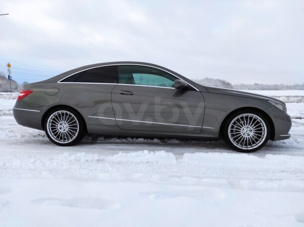 Mercedes-Benz E-Класс W212, S212, C207, A207, 2009 г.