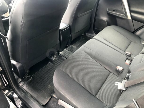 Toyota RAV4 IV (XA40), 5 мест, 2014 г.