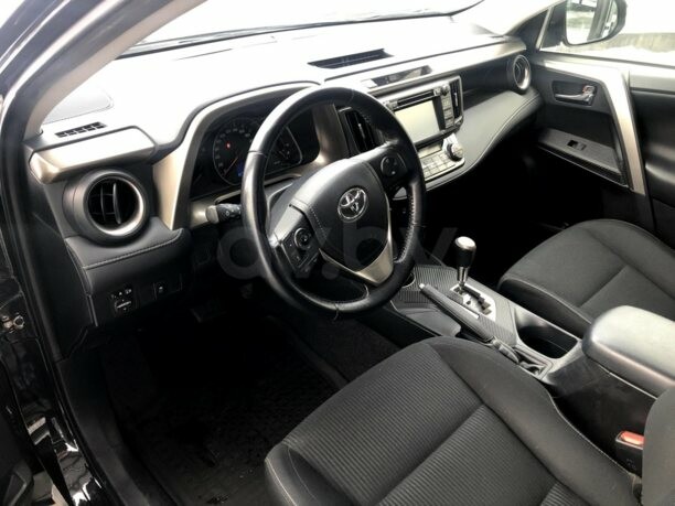 Toyota RAV4 IV (XA40), 5 мест, 2014 г.