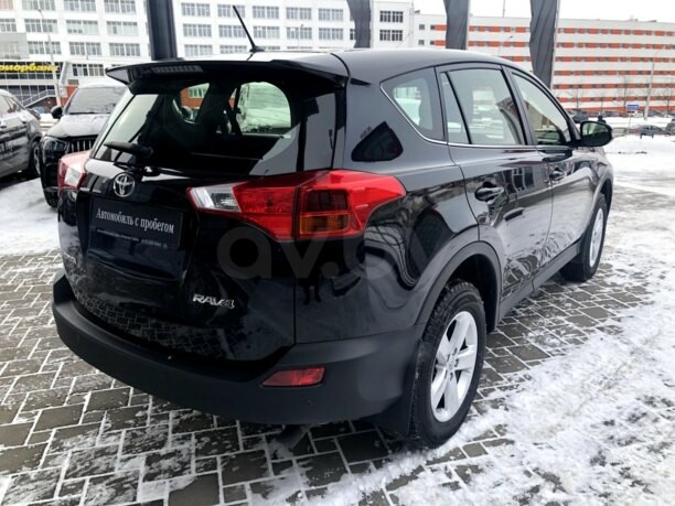 Toyota RAV4 IV (XA40), 5 мест, 2014 г.