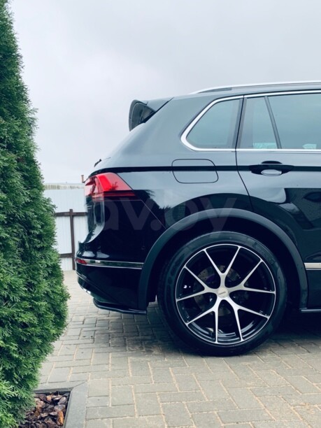 Volkswagen Tiguan II, 2019 г.