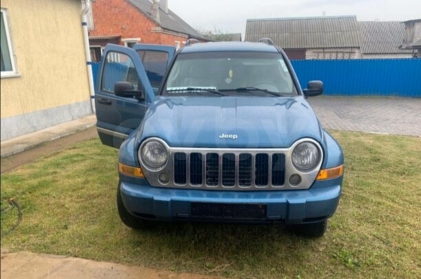 Jeep Liberty I, 2004 г.