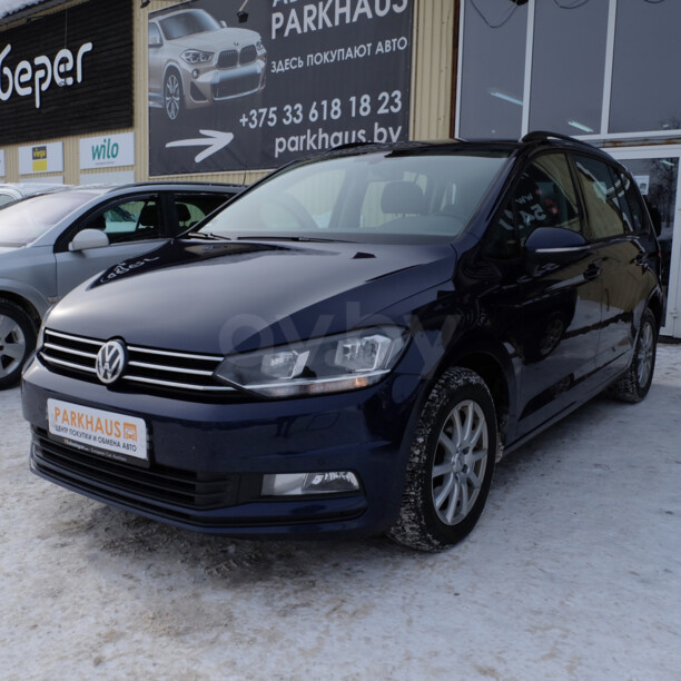 Volkswagen Touran III, 5 мест, 2016 г.