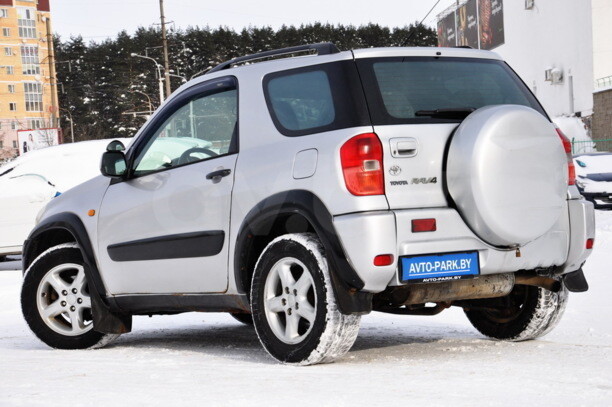 Toyota RAV4 II (XA20), 5 мест, 2003 г.