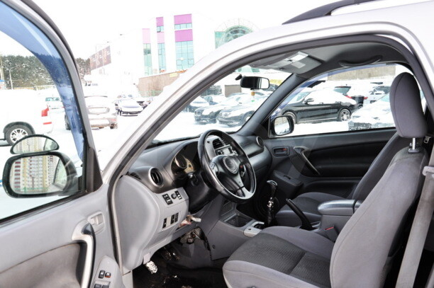 Toyota RAV4 II (XA20), 5 мест, 2003 г.
