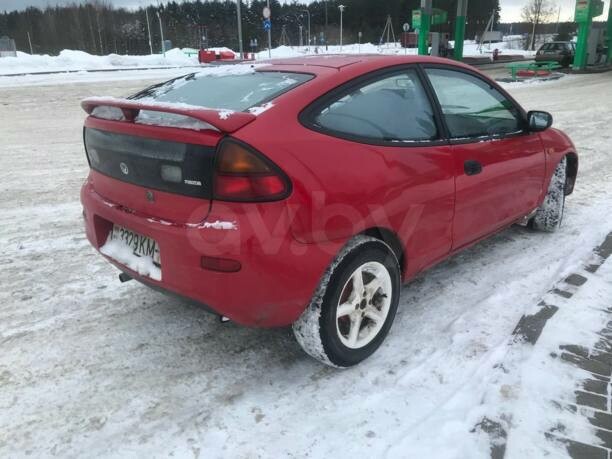 Mazda 323 BA, 1995 г.