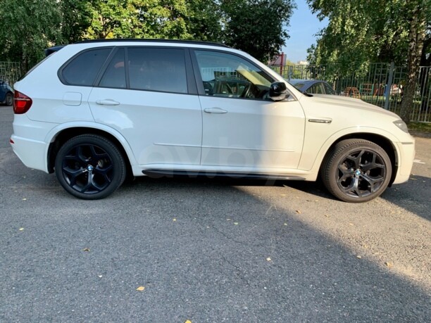 BMW X5 E70, 5 мест, 2012 г.
