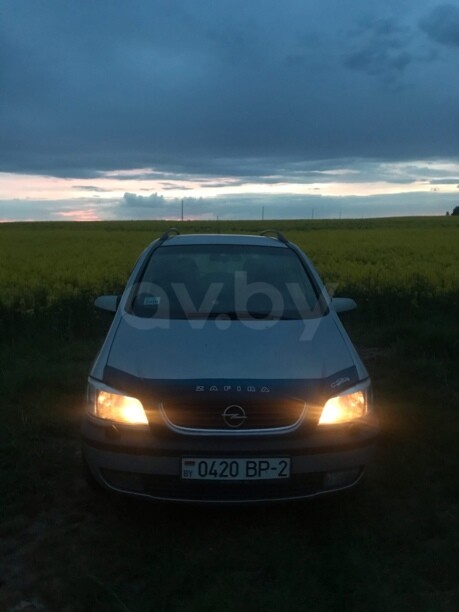 Opel Zafira A, 7 мест, 2001 г.