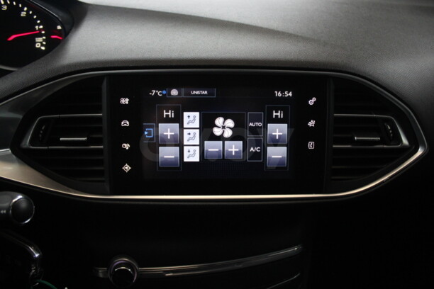 Peugeot 308 T9, 2015 г.