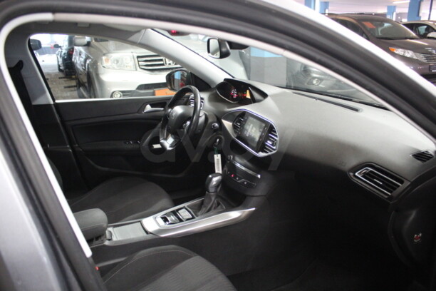 Peugeot 308 T9, 2015 г.