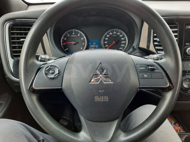 Mitsubishi Outlander III · 2-й рестайлинг, 5 мест, 2016 г.
