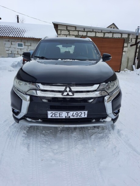 Mitsubishi Outlander III · 2-й рестайлинг, 5 мест, 2016 г.