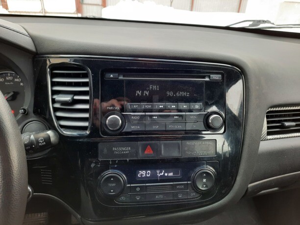 Mitsubishi Outlander III · 2-й рестайлинг, 5 мест, 2016 г.