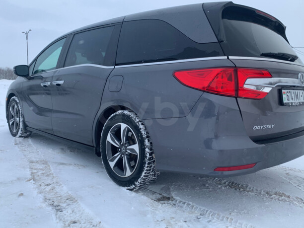Honda Odyssey V, 7 мест, 2019 г.