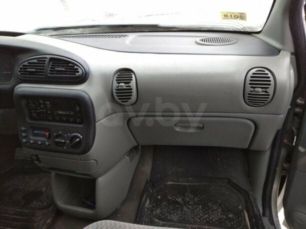 Dodge Caravan III, 7 мест, 1999 г.