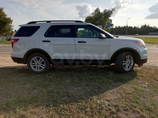 Ford Explorer V, 7 мест, 2012 г.