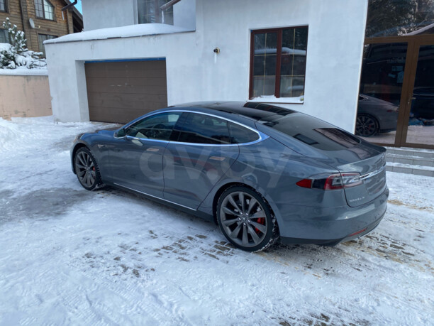 Tesla Model S I, 2013 г.