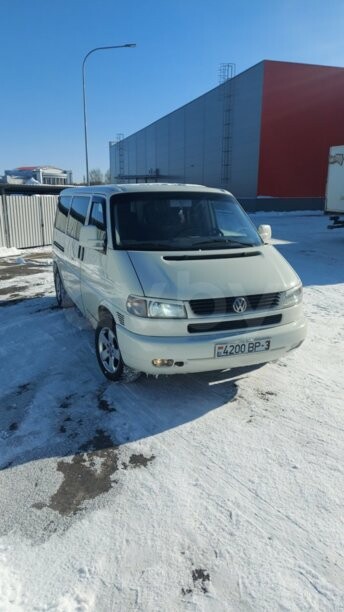 Volkswagen Caravelle T4, 2002 г.