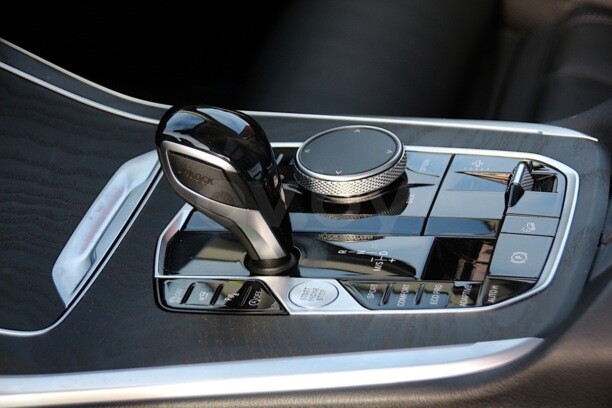 BMW X7, 7 мест, 2019 г.