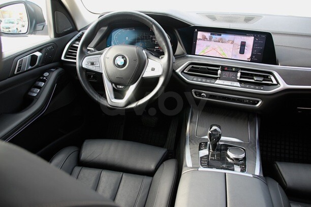 BMW X7, 7 мест, 2019 г.