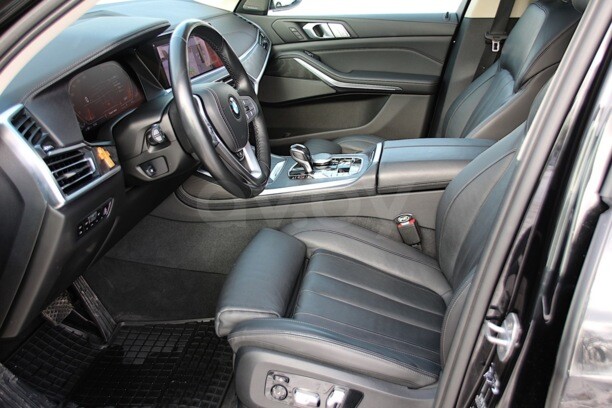 BMW X7, 7 мест, 2019 г.