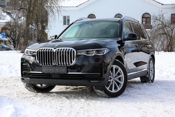 BMW X7, 7 мест, 2019 г.