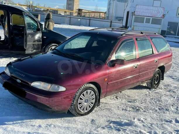 Ford Mondeo I, 1995 г.