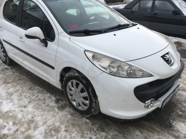 Peugeot 207 I · Рестайлинг, 2009 г.