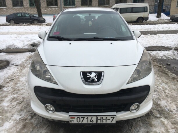 Peugeot 207 I · Рестайлинг, 2009 г.