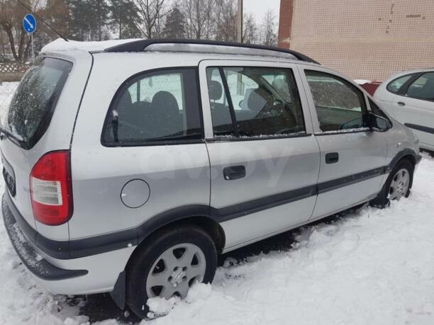 Opel Zafira A · Рестайлинг, 5 мест, 2003 г.