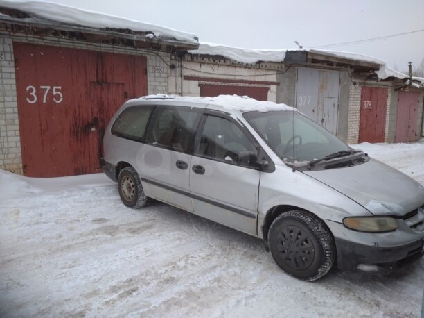 Dodge Grand Caravan III, 7 мест, 1999 г.