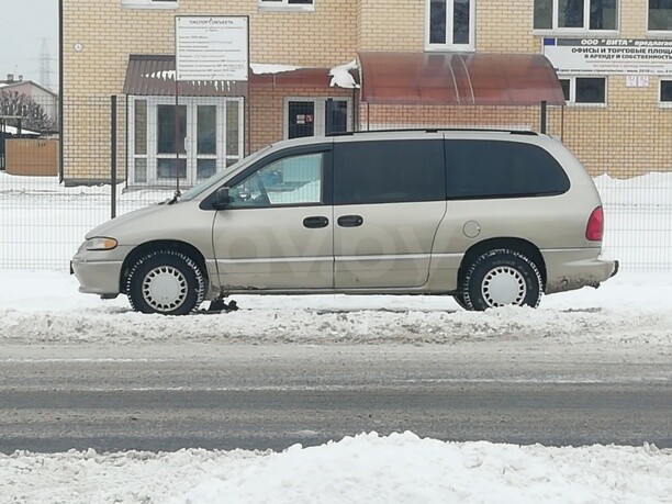 Chrysler Grand Voyager III, 7 мест, 1996 г.