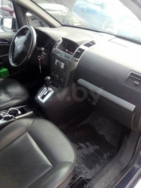 Opel Zafira B, 7 мест, 2005 г.