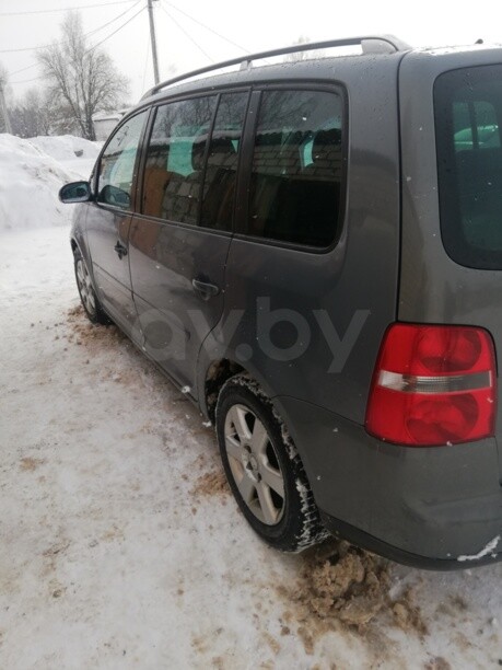 Volkswagen Touran I, 7 мест, 2004 г.